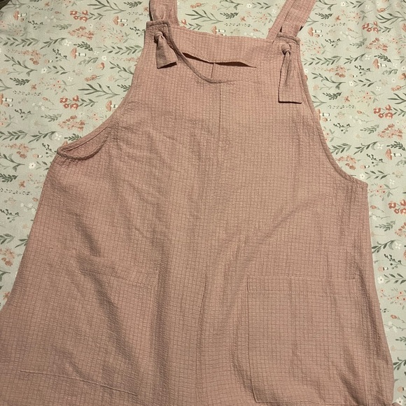 Emery Rose Blush Knot Strap Romper - Picture 8 of 8